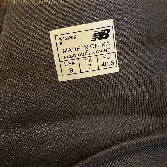 New Balance Slip On Slides - Picture 4 of 5